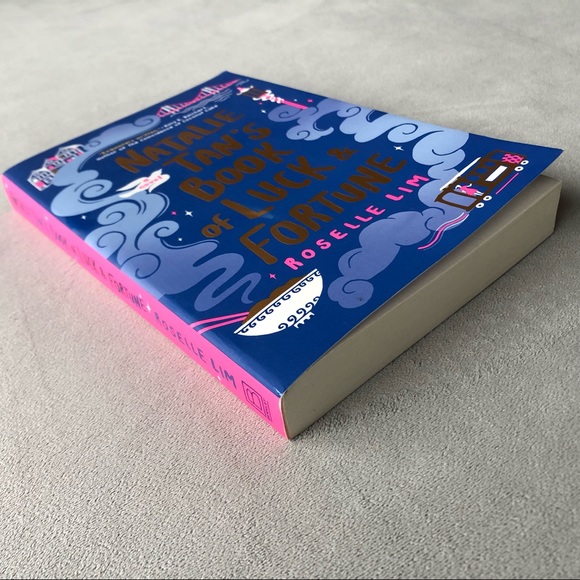 Natalie Tan’s Book of Luck & Fortune ~ Roselle Lim ~ Paperback - Picture 4 of 6